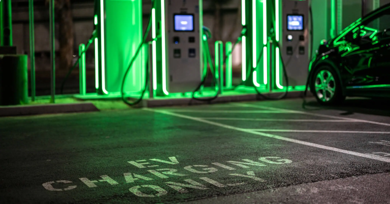 Đánh giá tính năng Auto Charge – Sạc tự động cho xe điện của Rabbit EVC